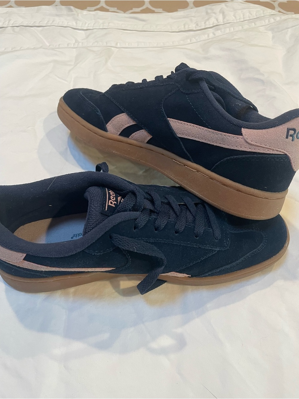 Reebok Women’s Navy Suede Sneakers with Gum Sole - Picture 3 of 5